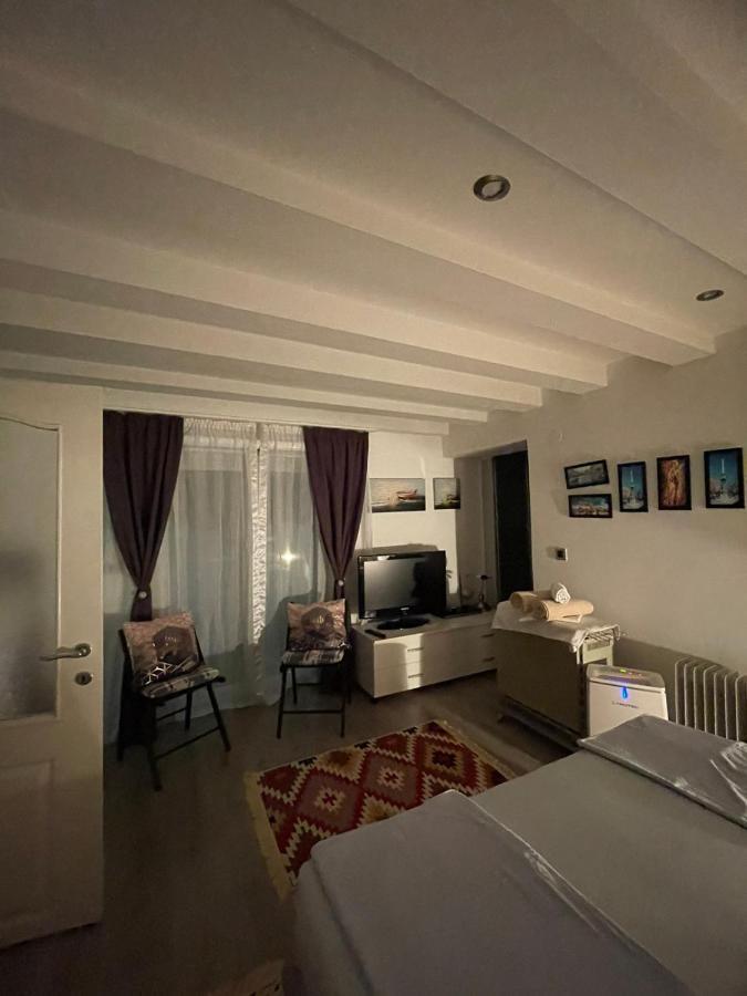 House Of Apartment